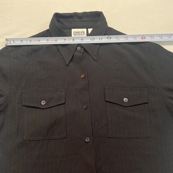 #27- Chicos Design Black Stripes Long Sleeve Button Down Top Blouse Size 1 - Picture 4 of 11